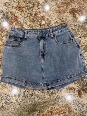 Classic Denim Mini Skirt - Blue